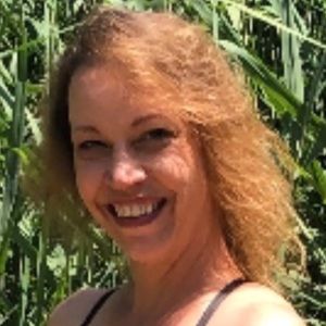 Meet your Posher, Catherine